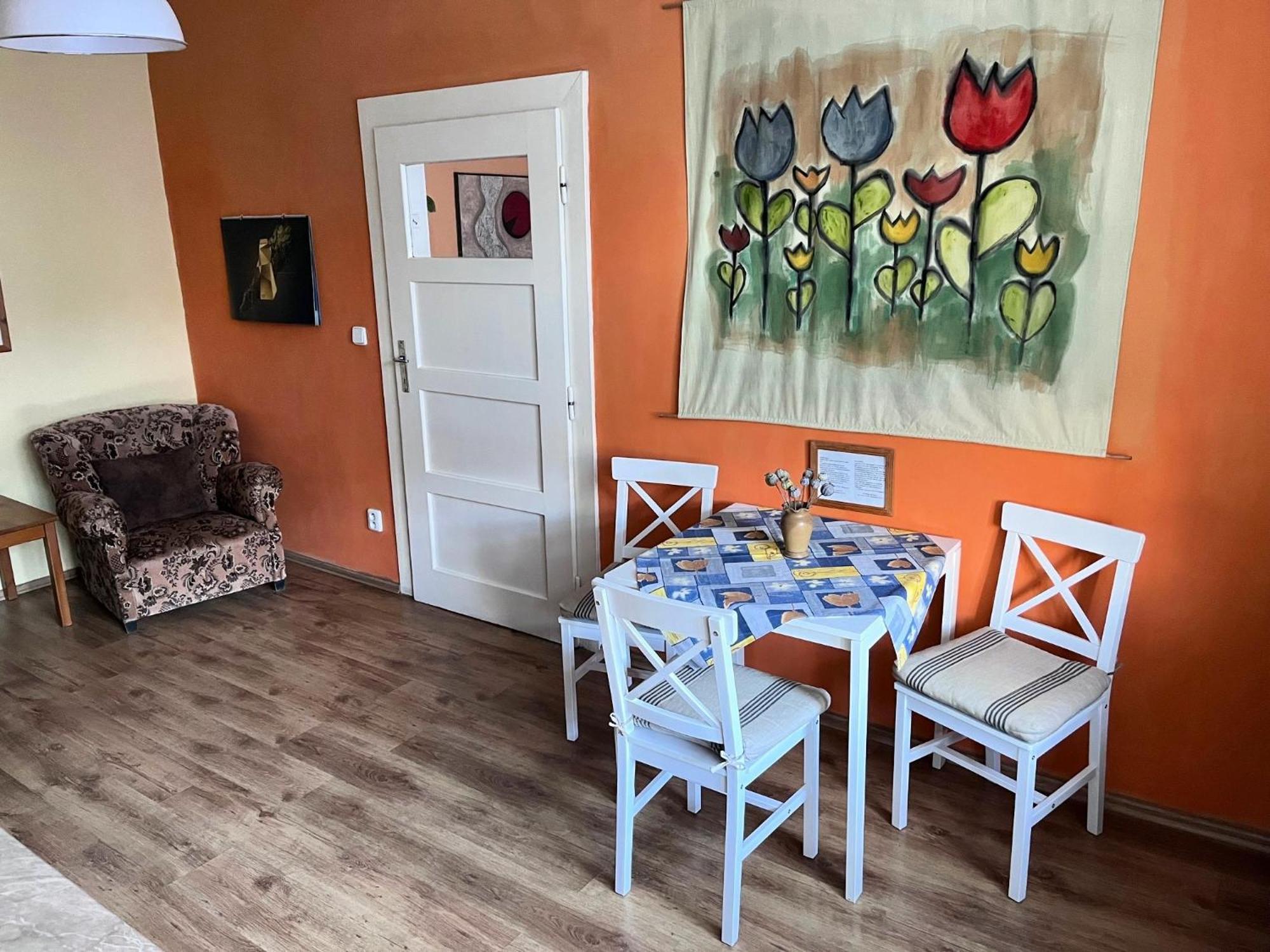 Apartman Flora オロモウツ エクステリア 写真